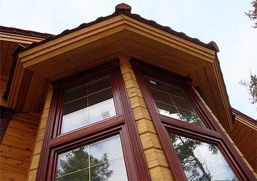 деревянные окна в доме из бруса